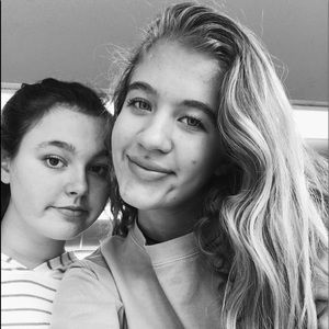 Meet your Posher, Eva